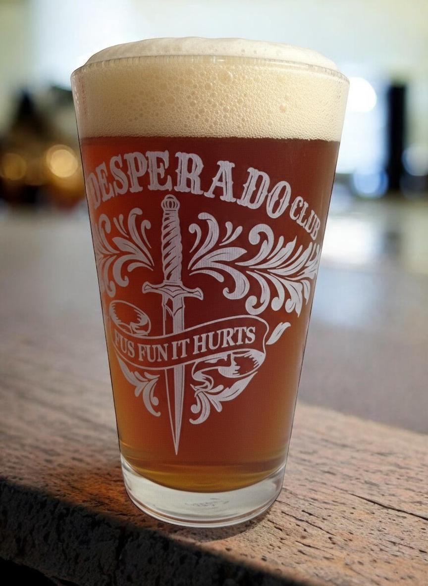Desperado Club Pint Glass – Dungeon Crawler Carl inspired artwork