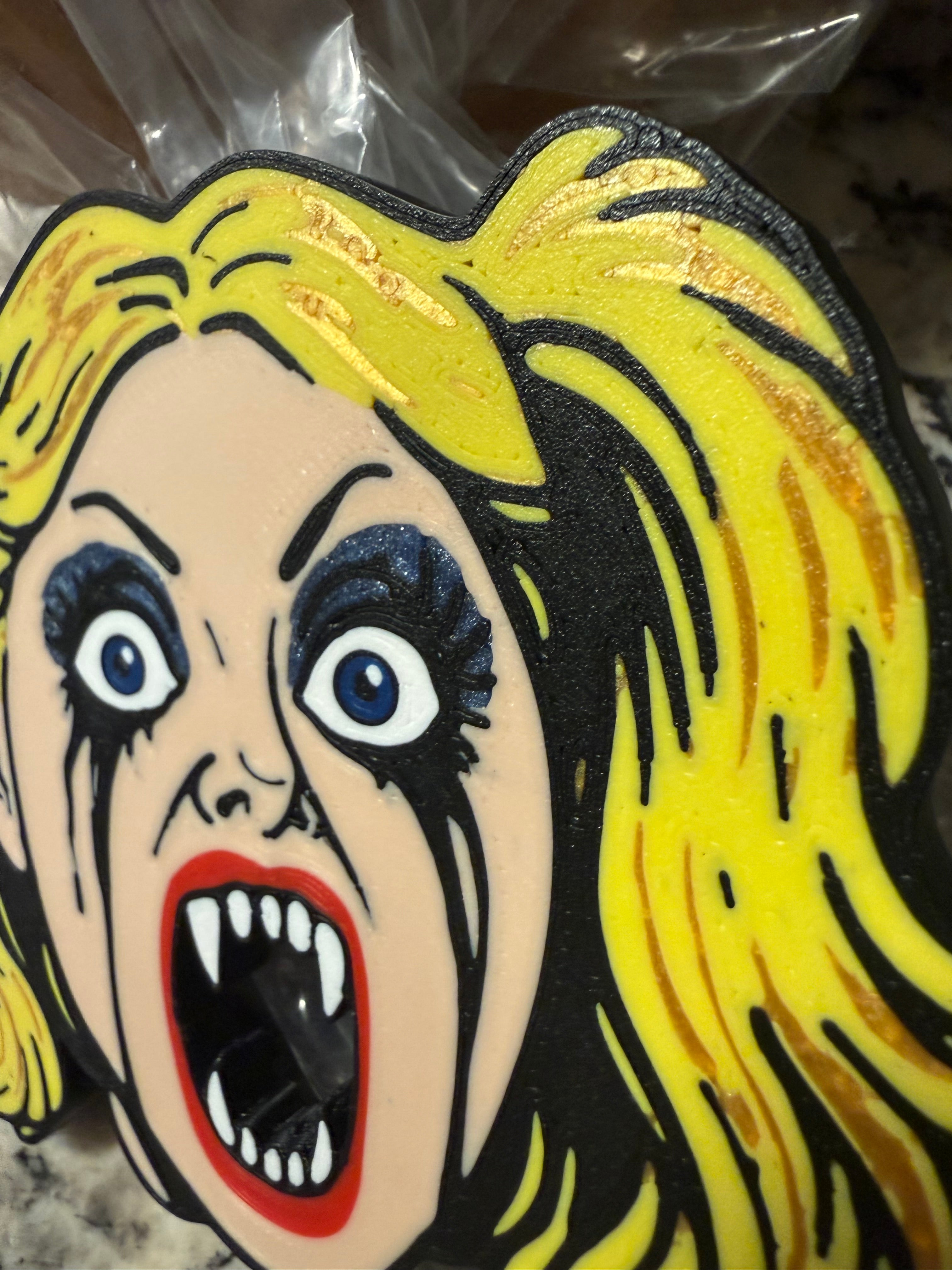 Samantha Bread Clip – Dungeon Crawler Carl Inspired Bag Holder/Ornament or keychain– Horror Kitchen Decor – Funny Fantasy Gift – Unique Nerd Collectible