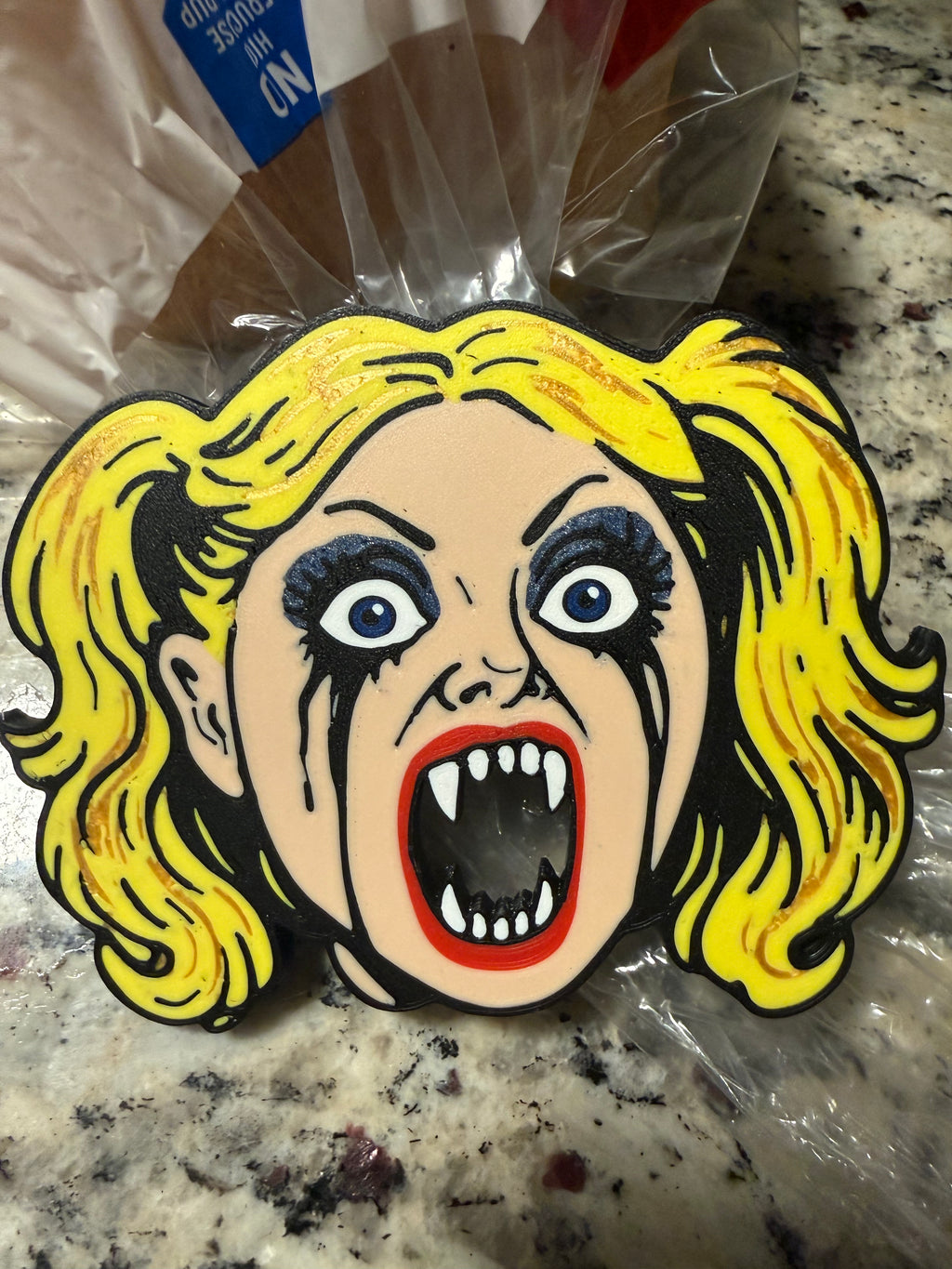 Samantha Bread Clip – Dungeon Crawler Carl Inspired Bag Holder/Ornament or keychain– Horror Kitchen Decor – Funny Fantasy Gift – Unique Nerd Collectible